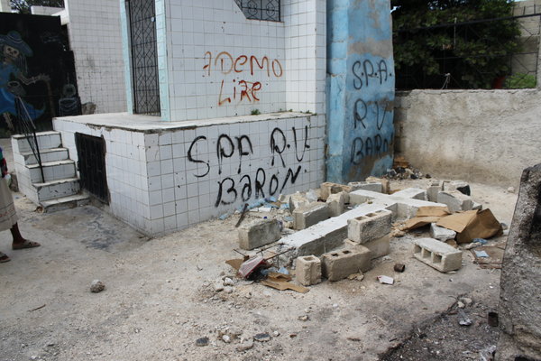 Zentralfriedhof Port-au-Prince – Bild 13 von 16
