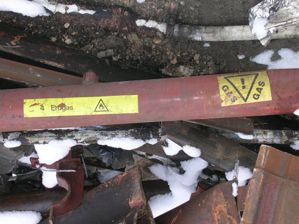 Unter grossen Lasten lauert der Tod – Bild 3 von 89